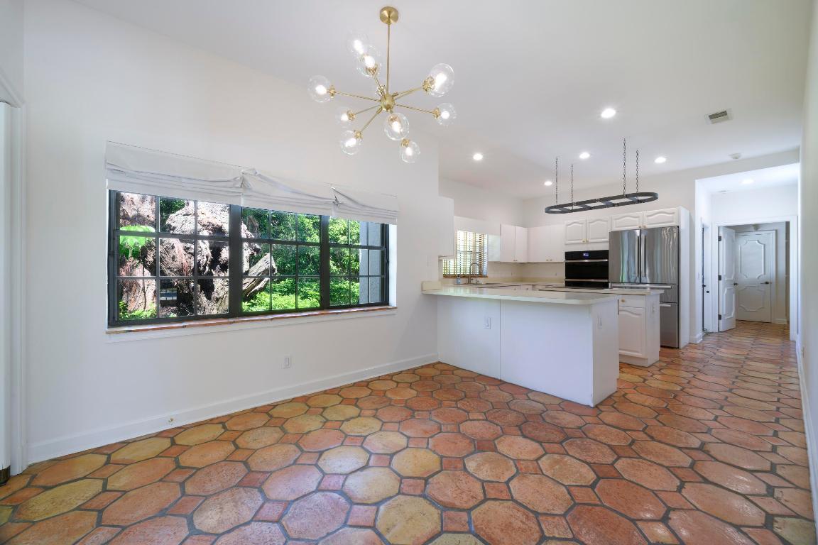 OCEAN PARK H W ROBBINS - Residential