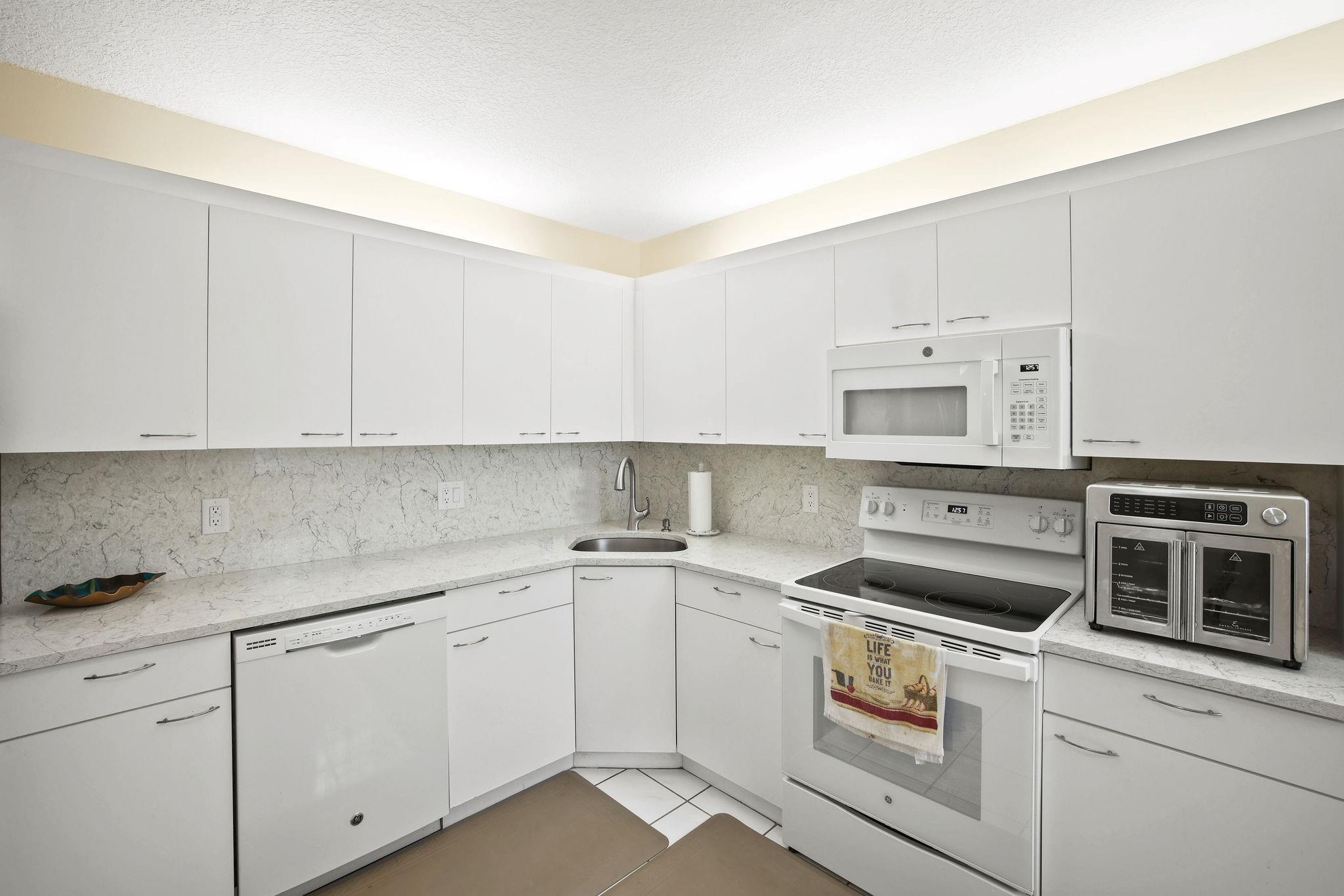 4161 Coral Tree Cir 362