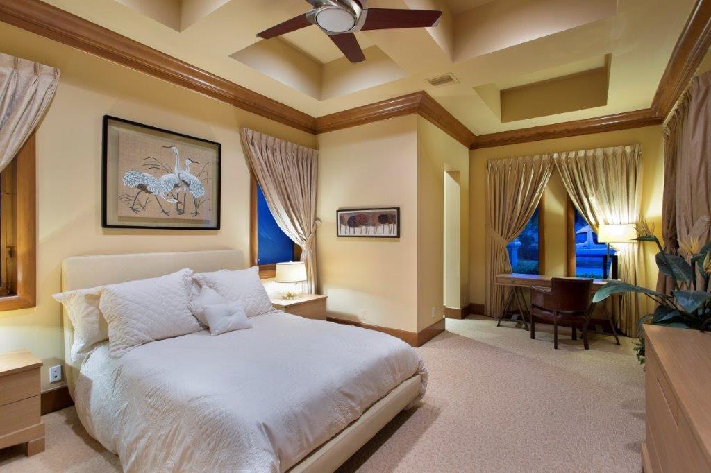 Bay Colony - Residential