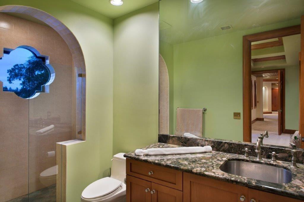 Bay Colony - Residential