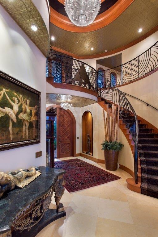 Bay Colony - Residential