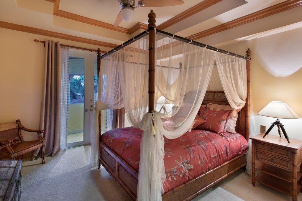 Bay Colony - Residential