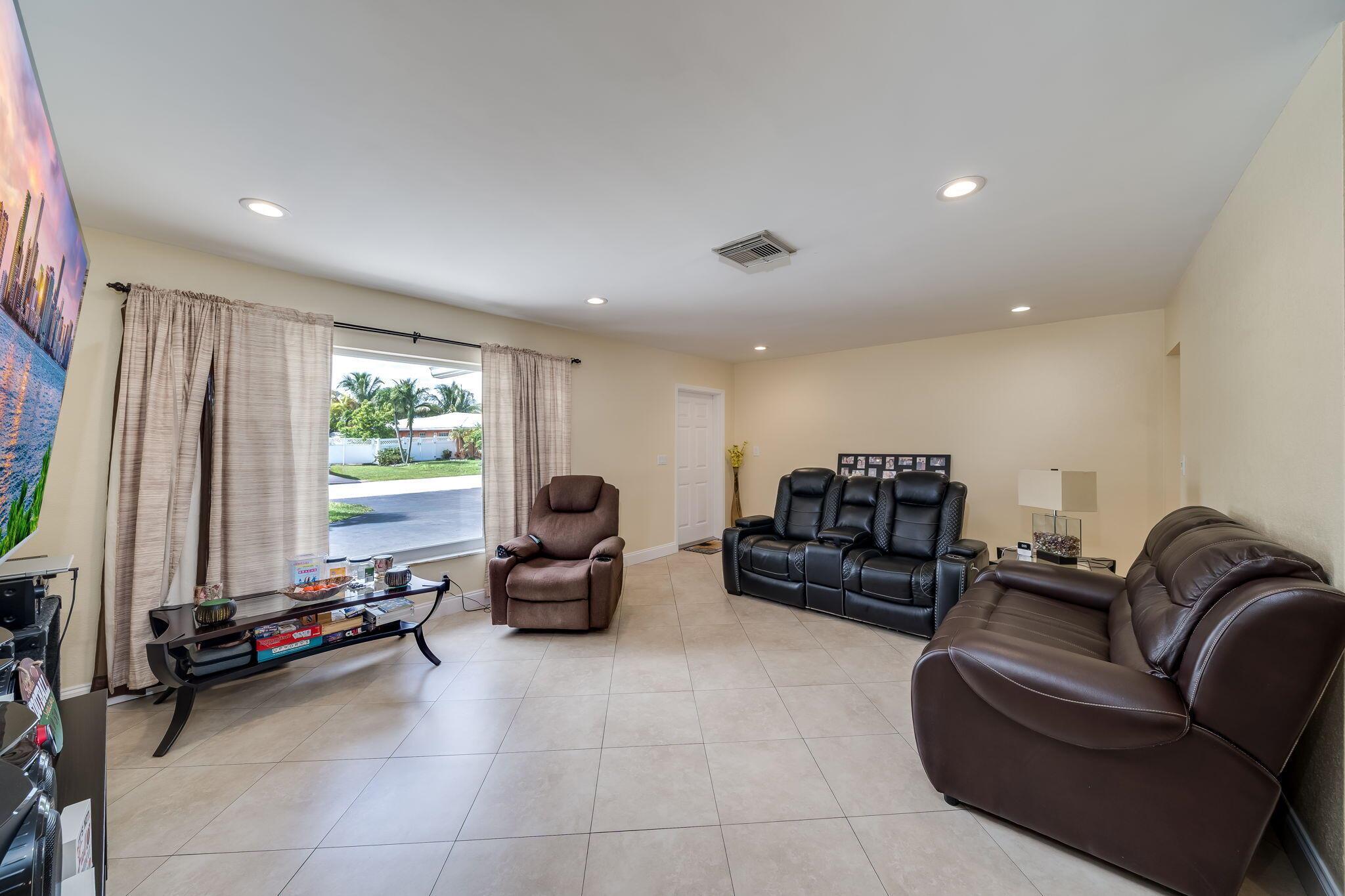 WESTWOOD COMMUNITY TWO - Residential Lease