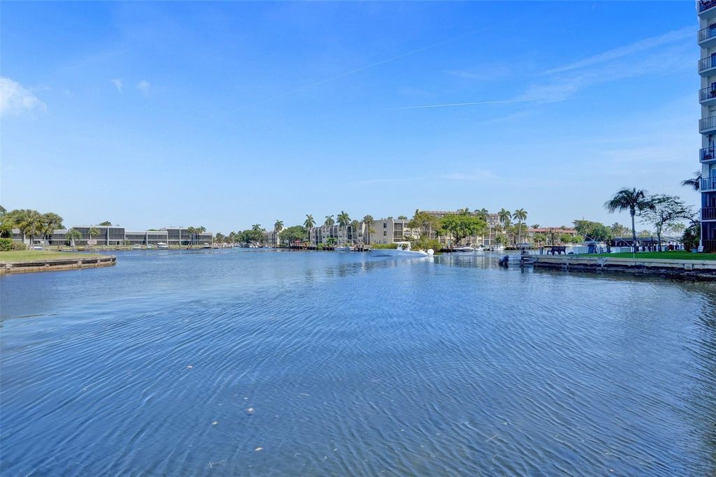 Photo of 930 SE 9th Avenue #16, Pompano Beach, FL 33060 (MLS # F10523149)