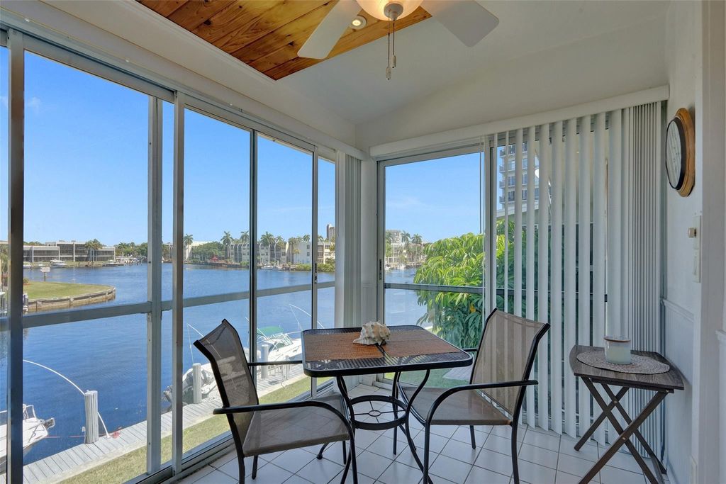 Photo of 930 SE 9th Avenue #16, Pompano Beach, FL 33060 (MLS # F10523149)