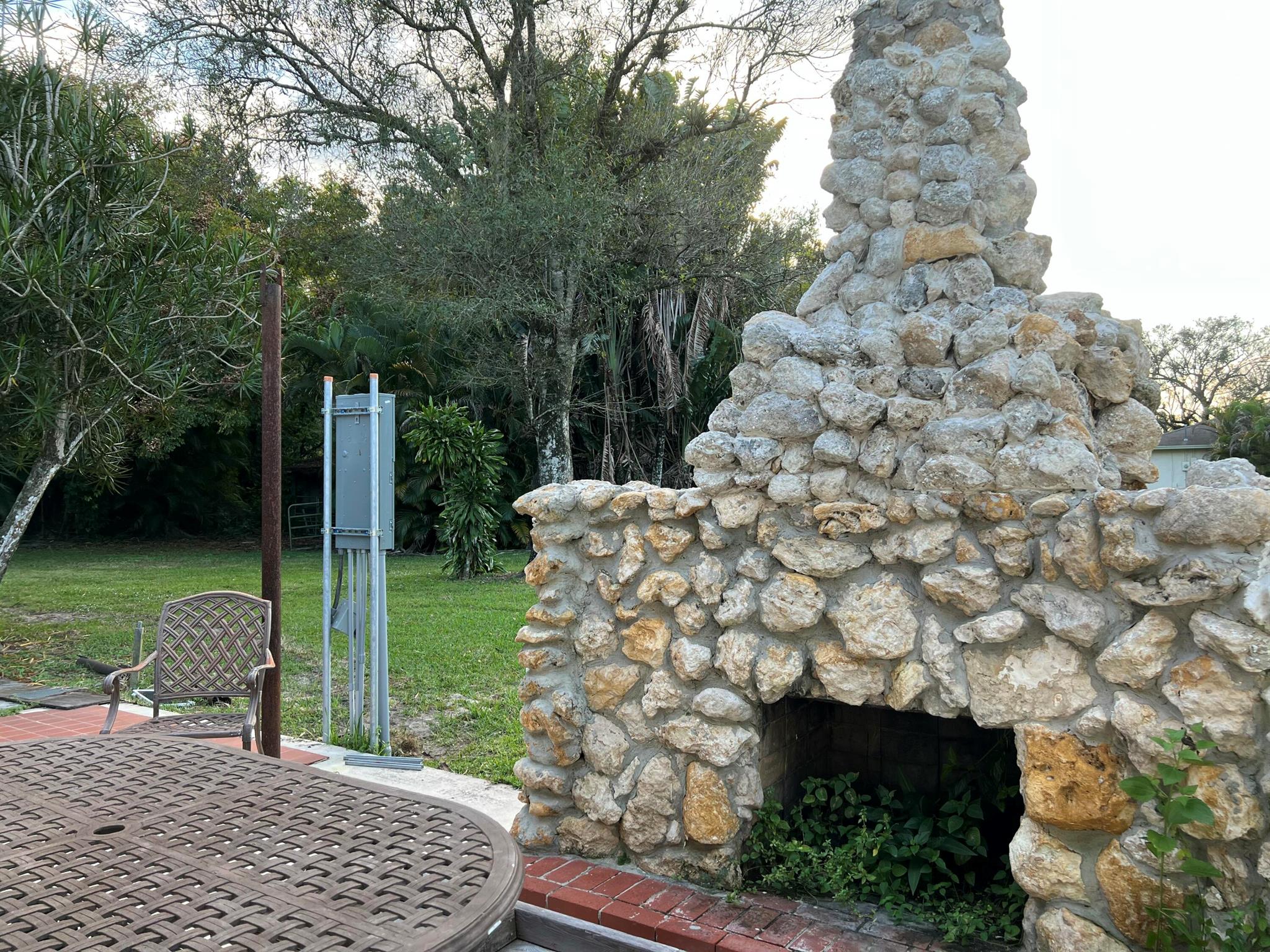 LOXAHATCHEE GROVES - Residential