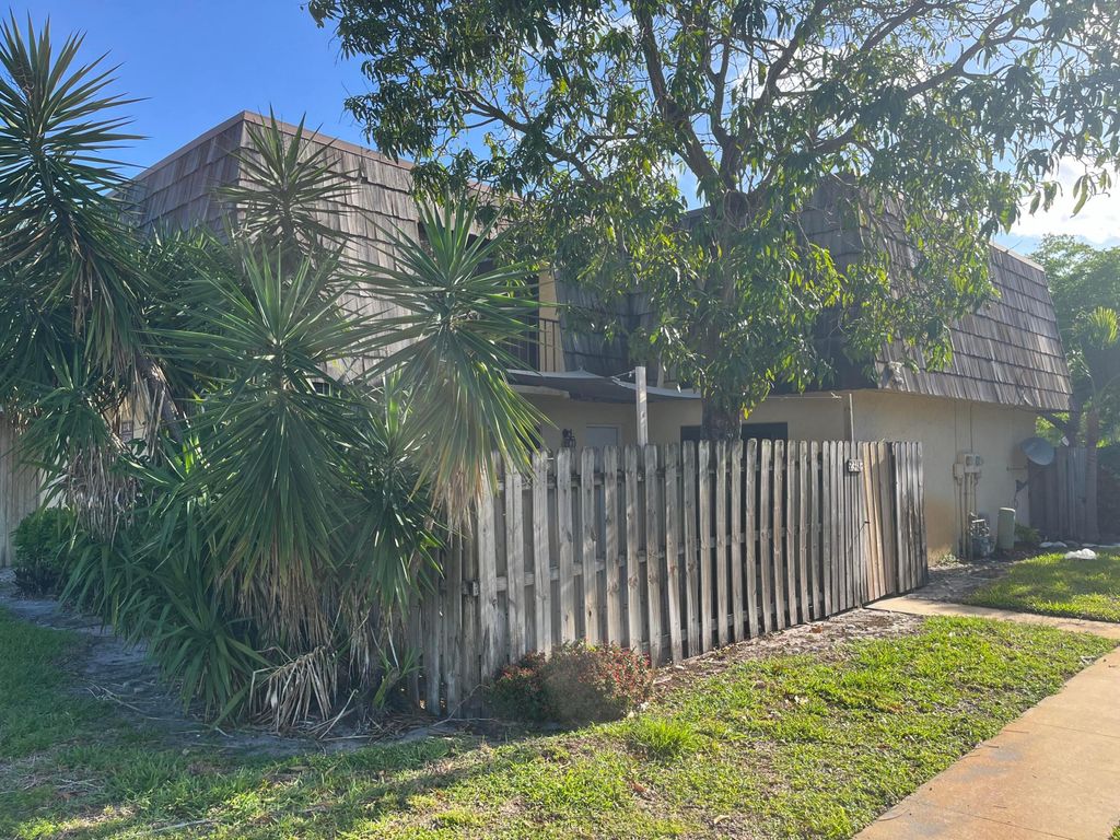 Photo of 2348 Waterside Drive, Lake Worth, FL 33461 (MLS # R10973055)