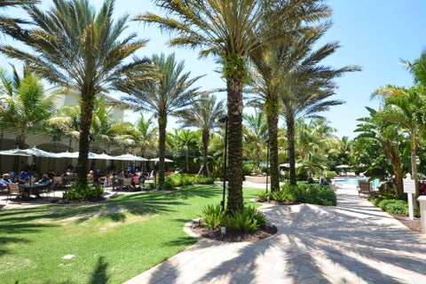 Tiny photo for 125 Palm Bay Terrace #C, Palm Beach Gardens, FL 33418 (MLS # B26090593)