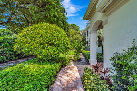Tiny photo for 125 Palm Bay Terrace #C, Palm Beach Gardens, FL 33418 (MLS # B26090593)