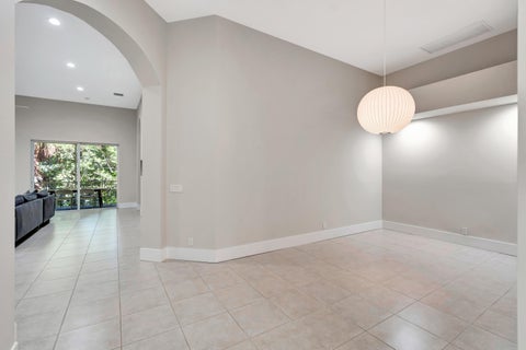 Tiny photo for 125 Palm Bay Terrace #C, Palm Beach Gardens, FL 33418 (MLS # B26090593)