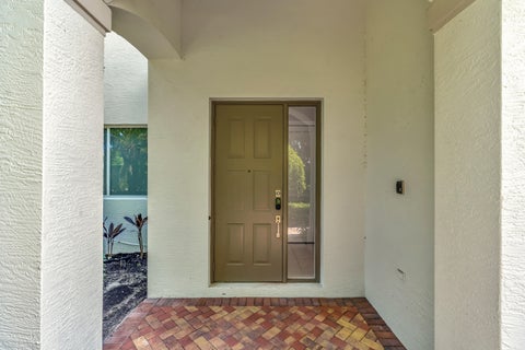 Tiny photo for 125 Palm Bay Terrace #C, Palm Beach Gardens, FL 33418 (MLS # B26090593)