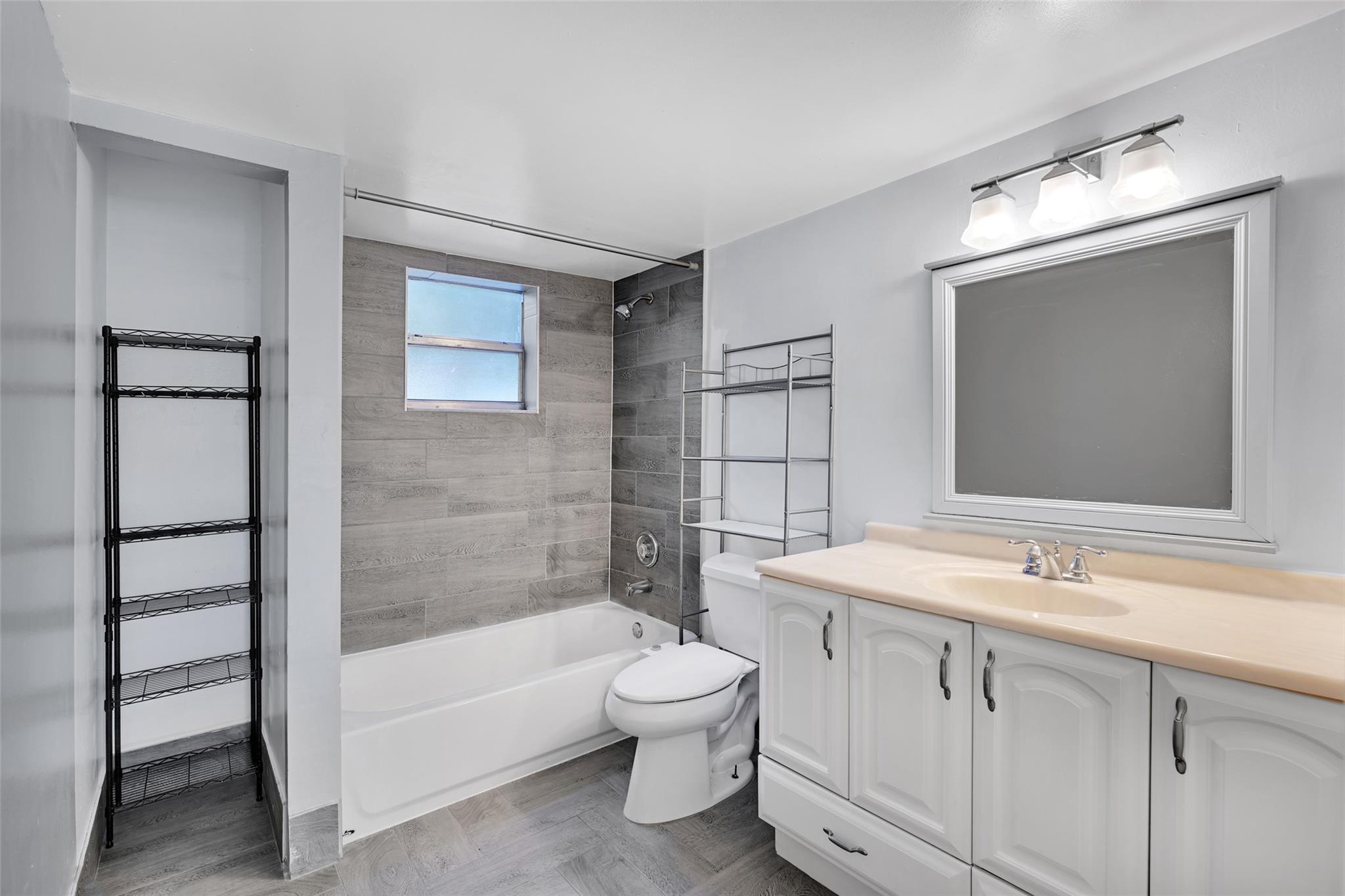 The Gardens North Three C - Residential Lease