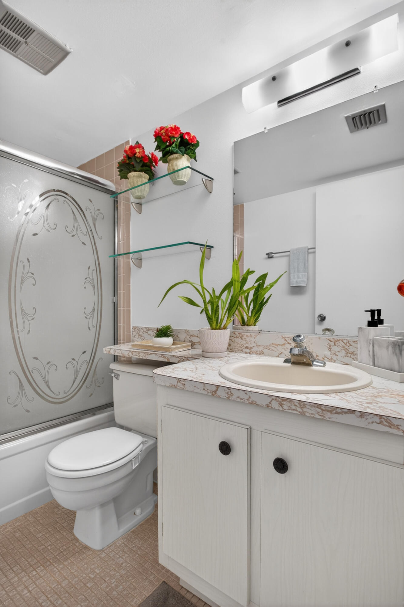 31 OF PALM SPRINGS 3 CONDO - Residential