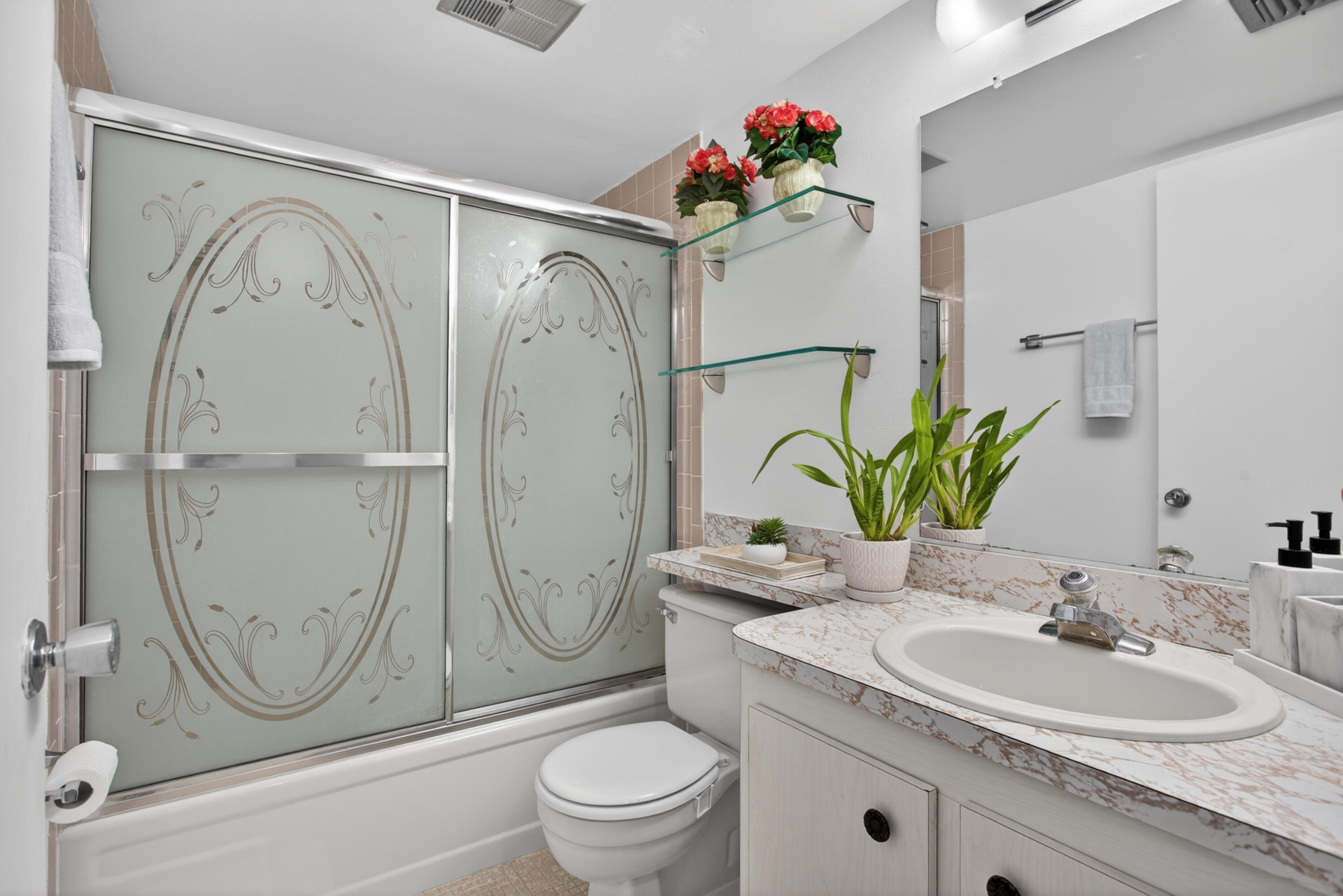 31 OF PALM SPRINGS 3 CONDO - Residential