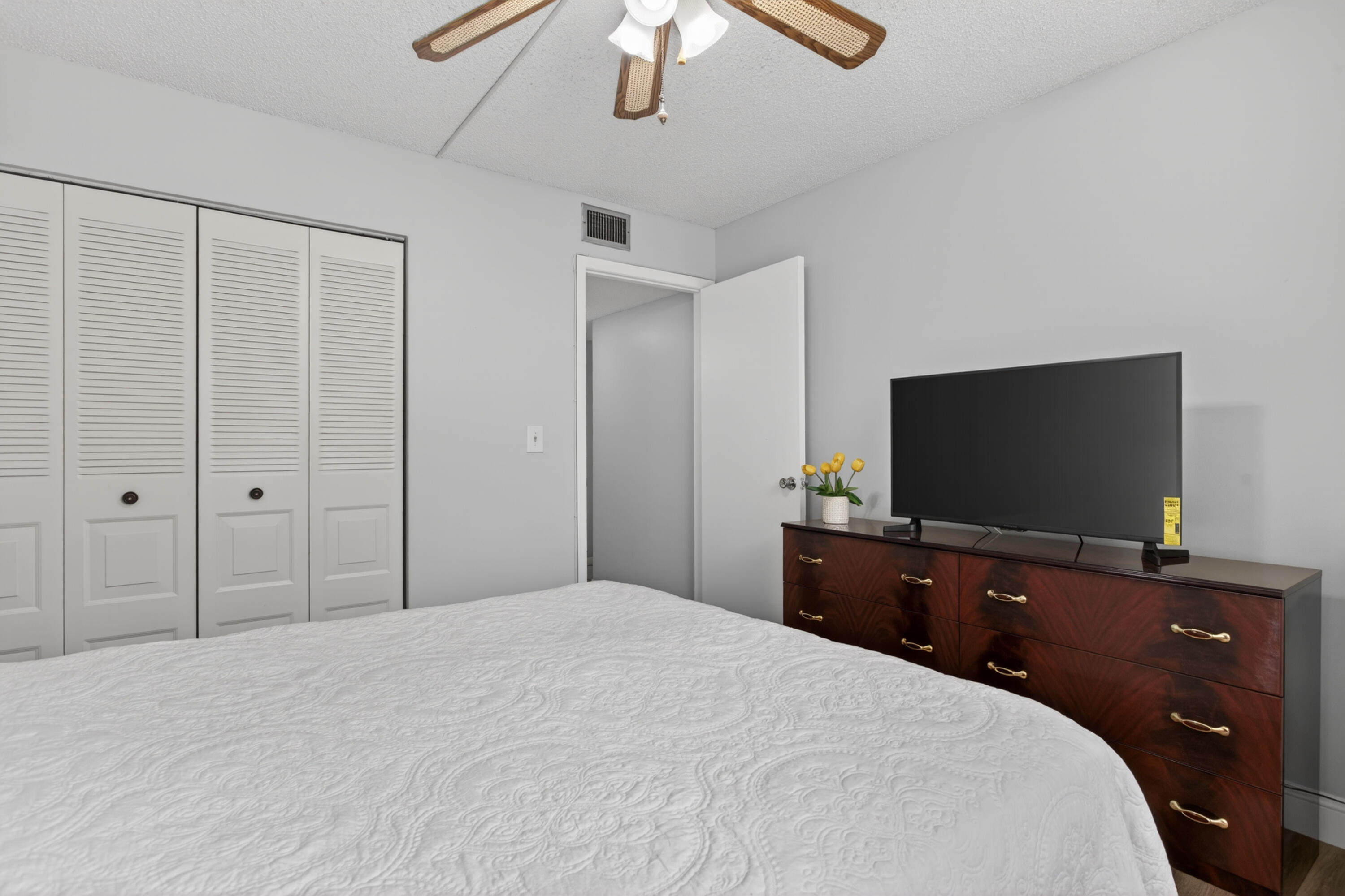 31 OF PALM SPRINGS 3 CONDO - Residential