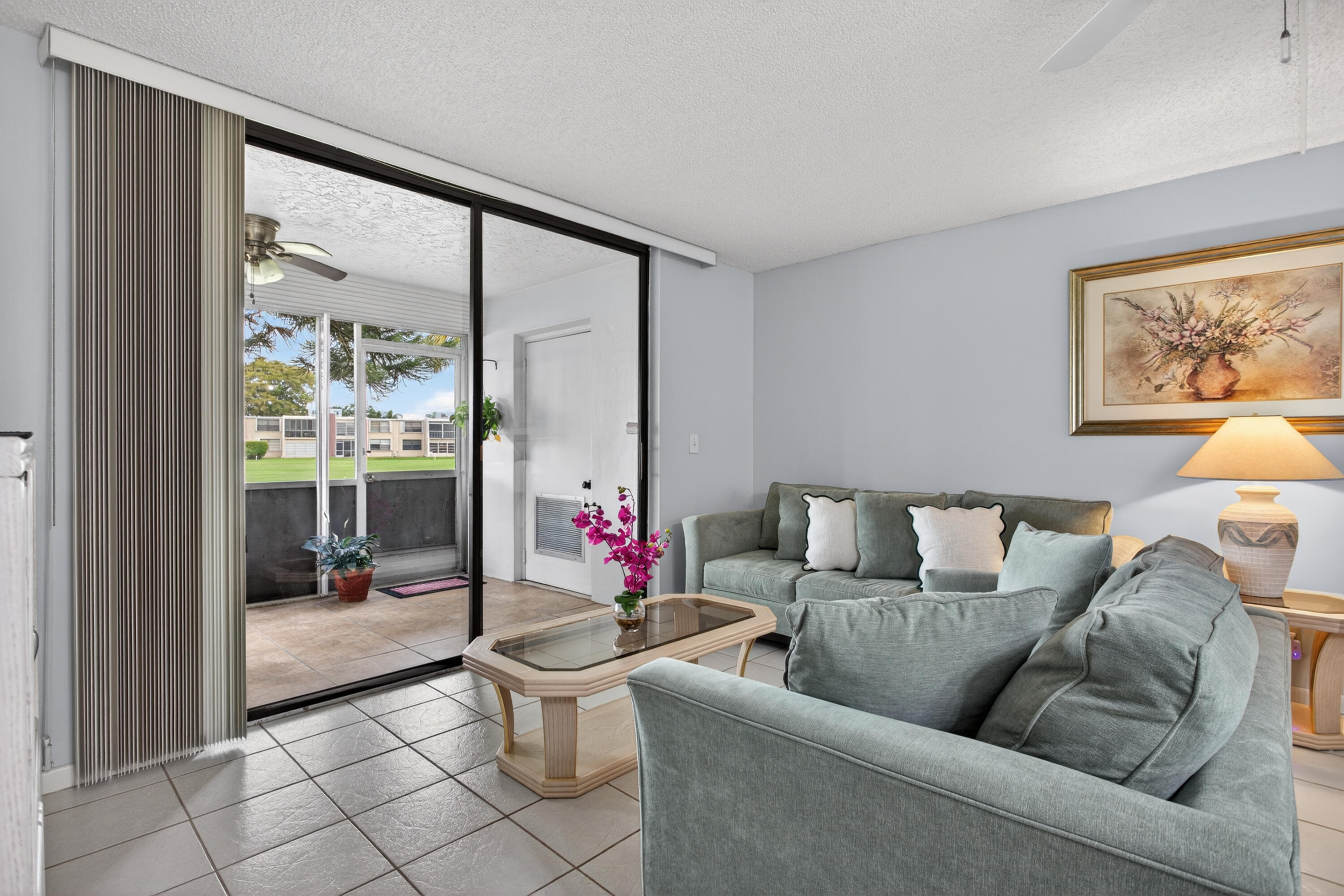 31 OF PALM SPRINGS 3 CONDO - Residential