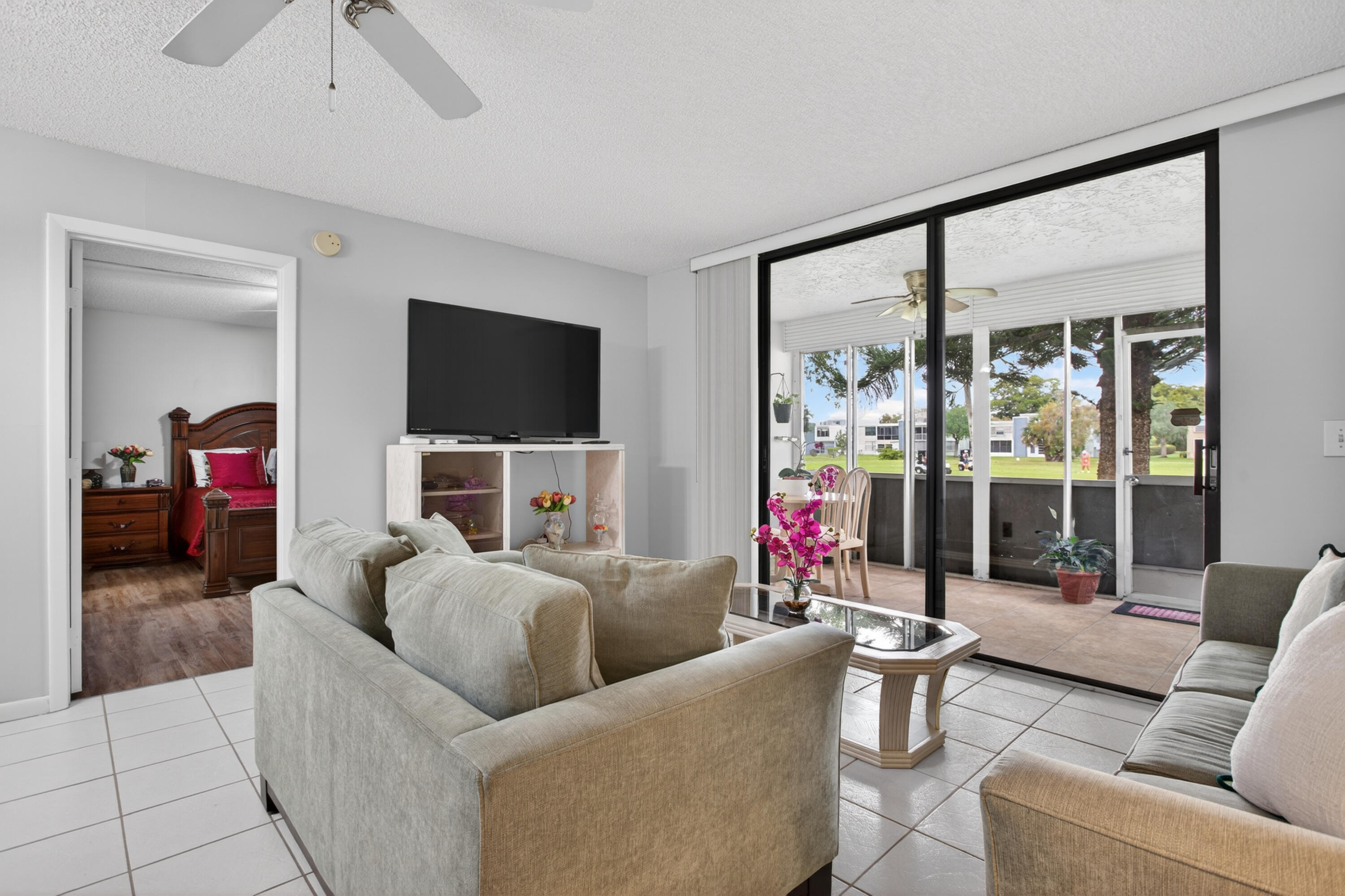 31 OF PALM SPRINGS 3 CONDO - Residential