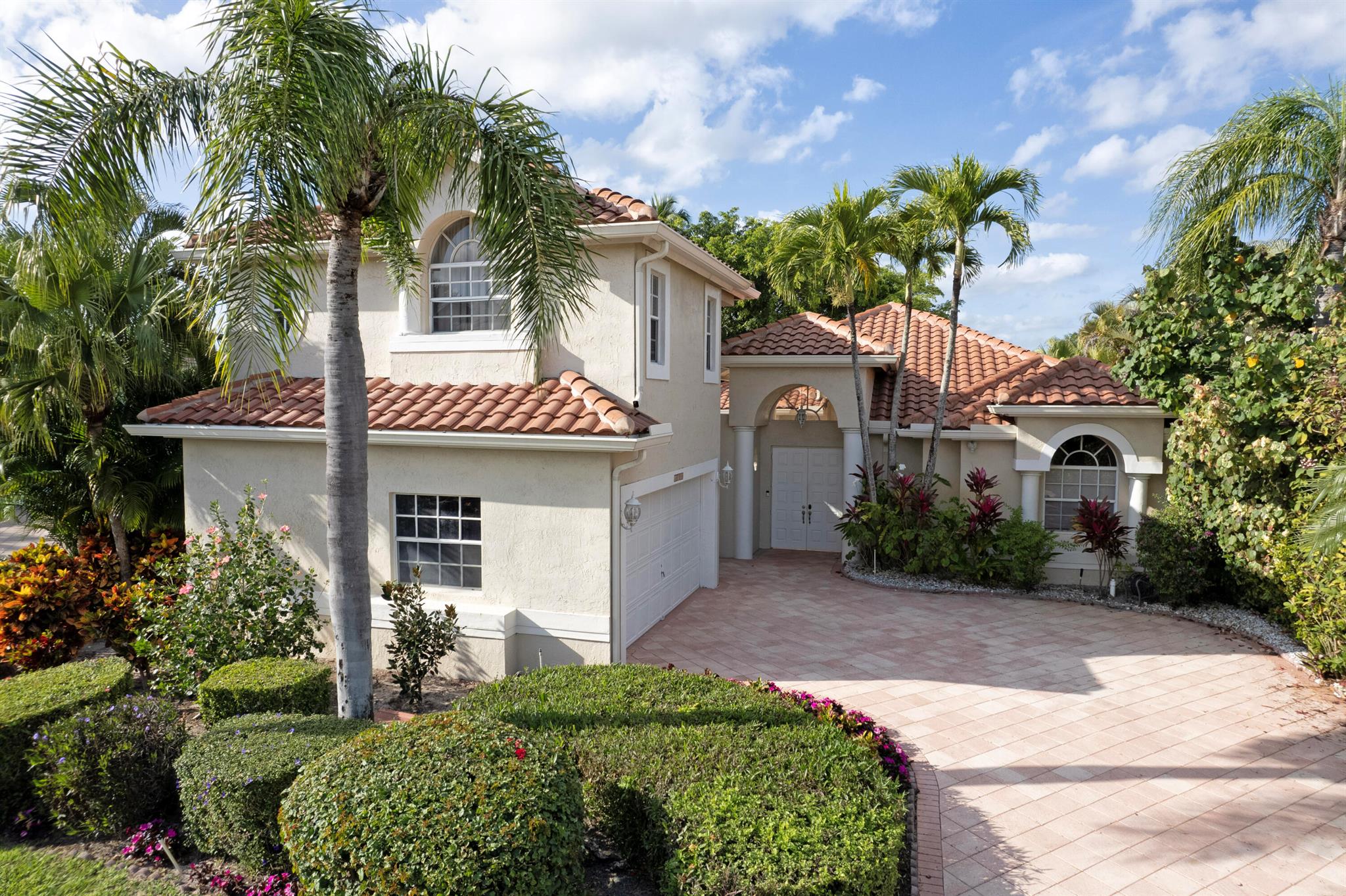 10726 Greenbriar Villa Drive