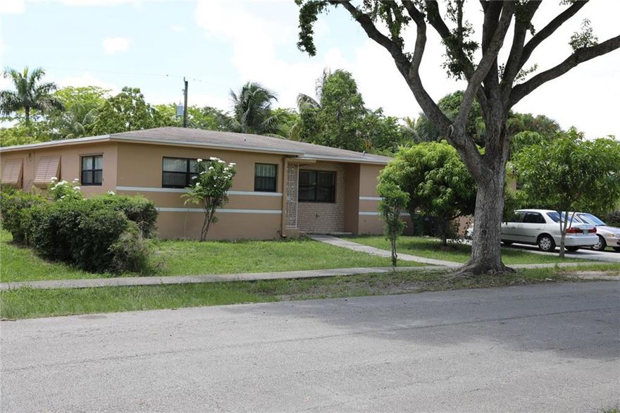 Gorgeous 3 Beds 2 Baths Pool Home with a den, plus an in-Law Quarter with separate bathroom. It also features an awesome family room, spacious living room, an updated kitchen, plenty of room for entertaining inside and out. The backyard and pool need some renovation.