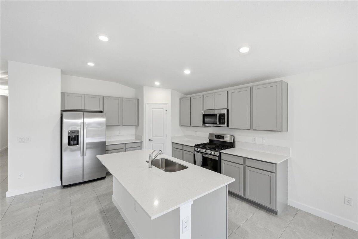 LTC RANCH WEST PHASE 1 Brystol at Wylder - Residential