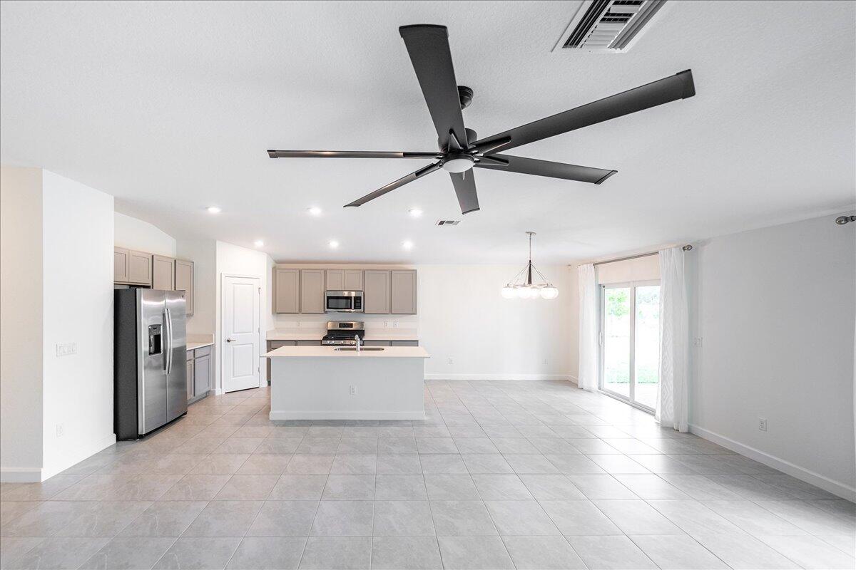 LTC RANCH WEST PHASE 1 Brystol at Wylder - Residential