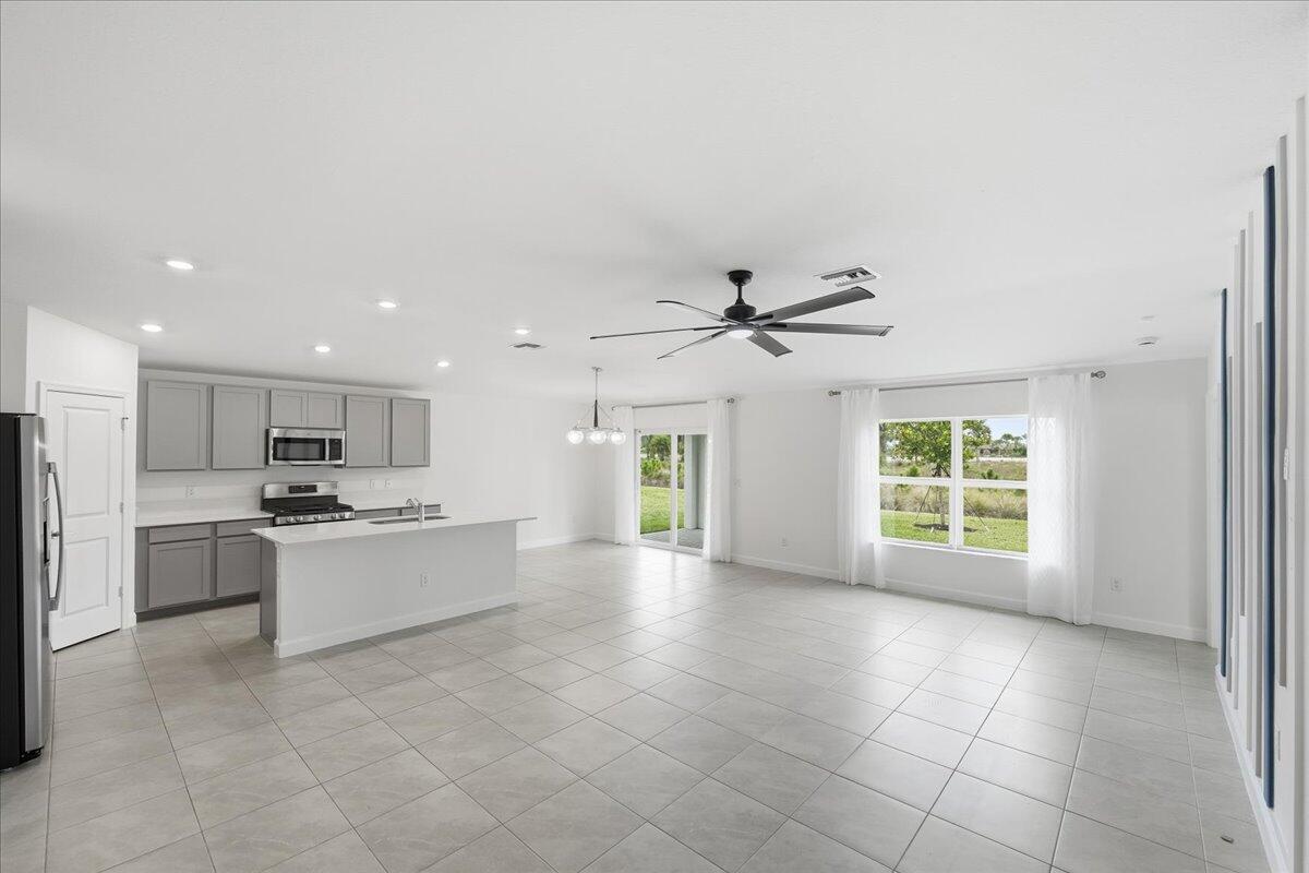 LTC RANCH WEST PHASE 1 Brystol at Wylder - Residential