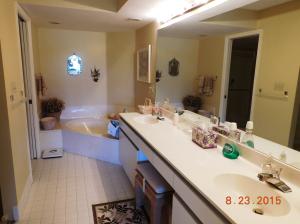 GLENEAGLES IV CONDO - Residential