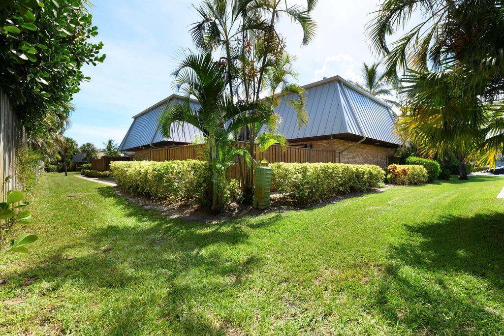 Photo of 1420 Ocean Way #15c, Jupiter, FL 33477 (MLS # R11115871)