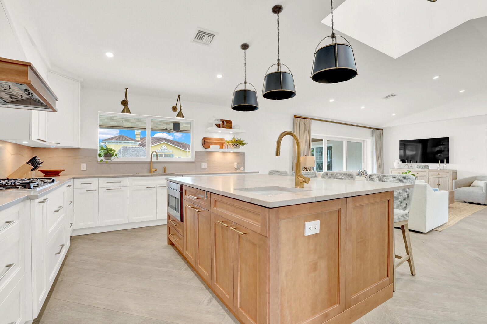 PALM BEACH ISLES 2 - Residential