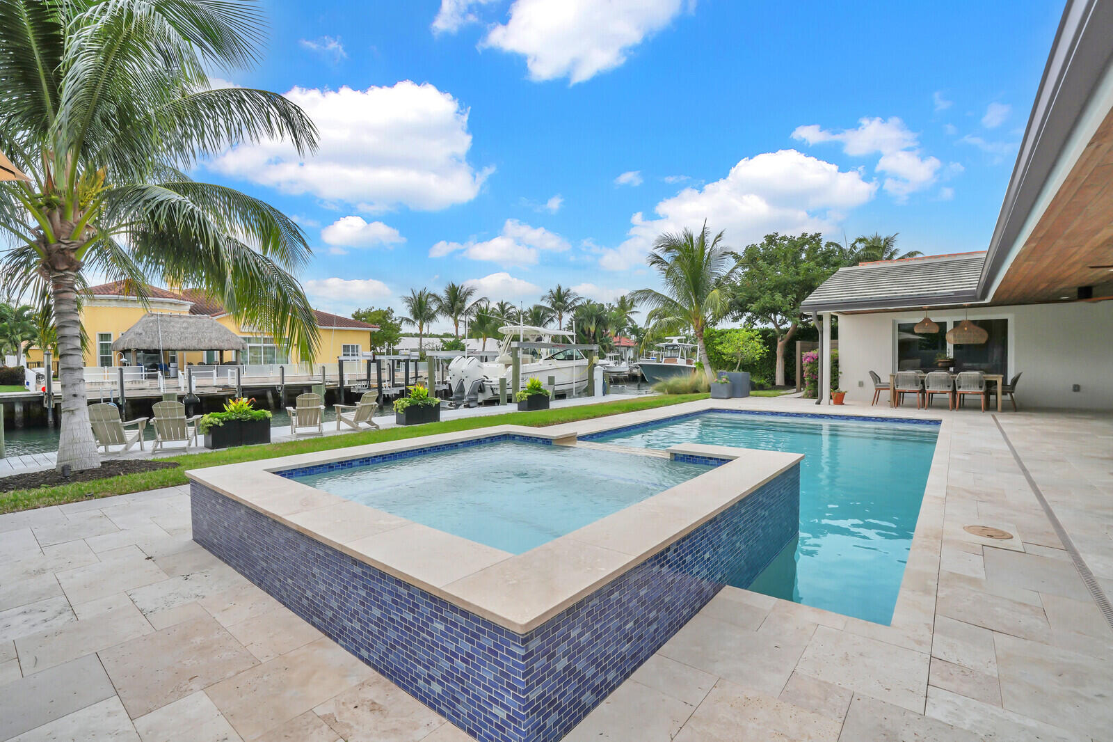 PALM BEACH ISLES 2 - Residential