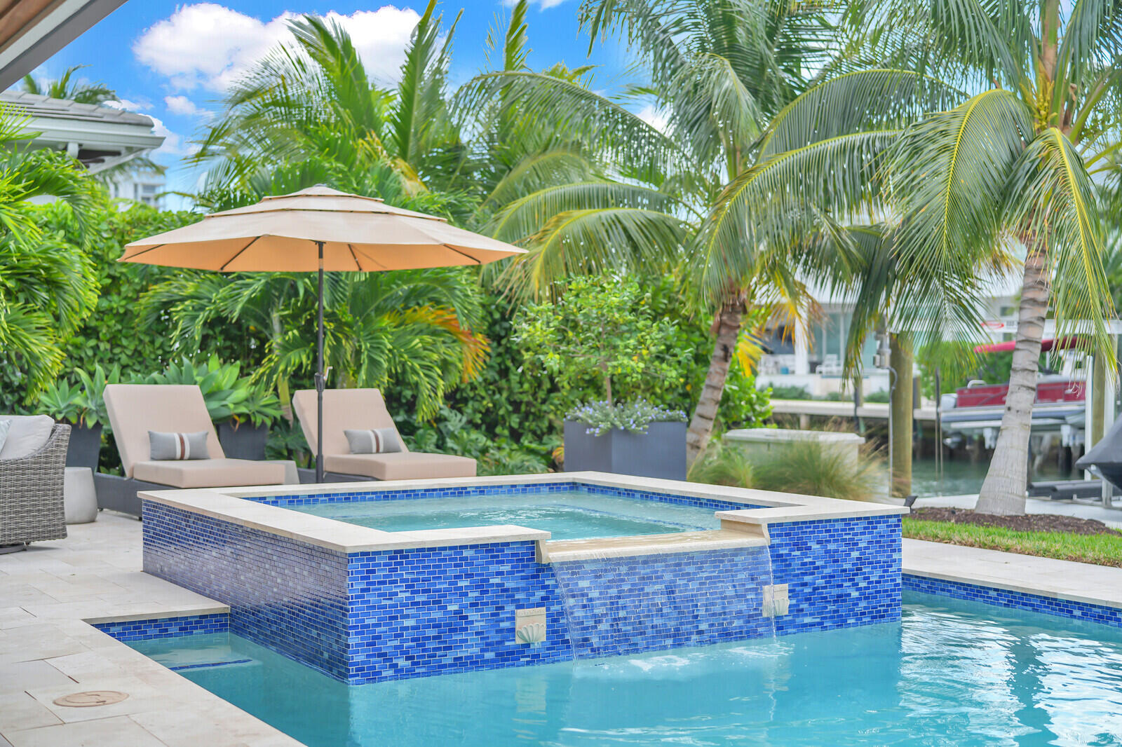 PALM BEACH ISLES 2 - Residential