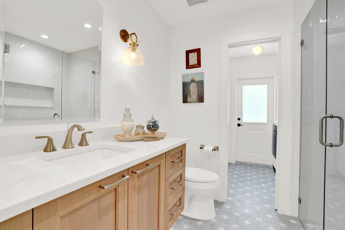 PALM BEACH ISLES 2 - Residential