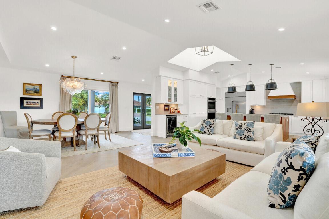 PALM BEACH ISLES 2 - Residential