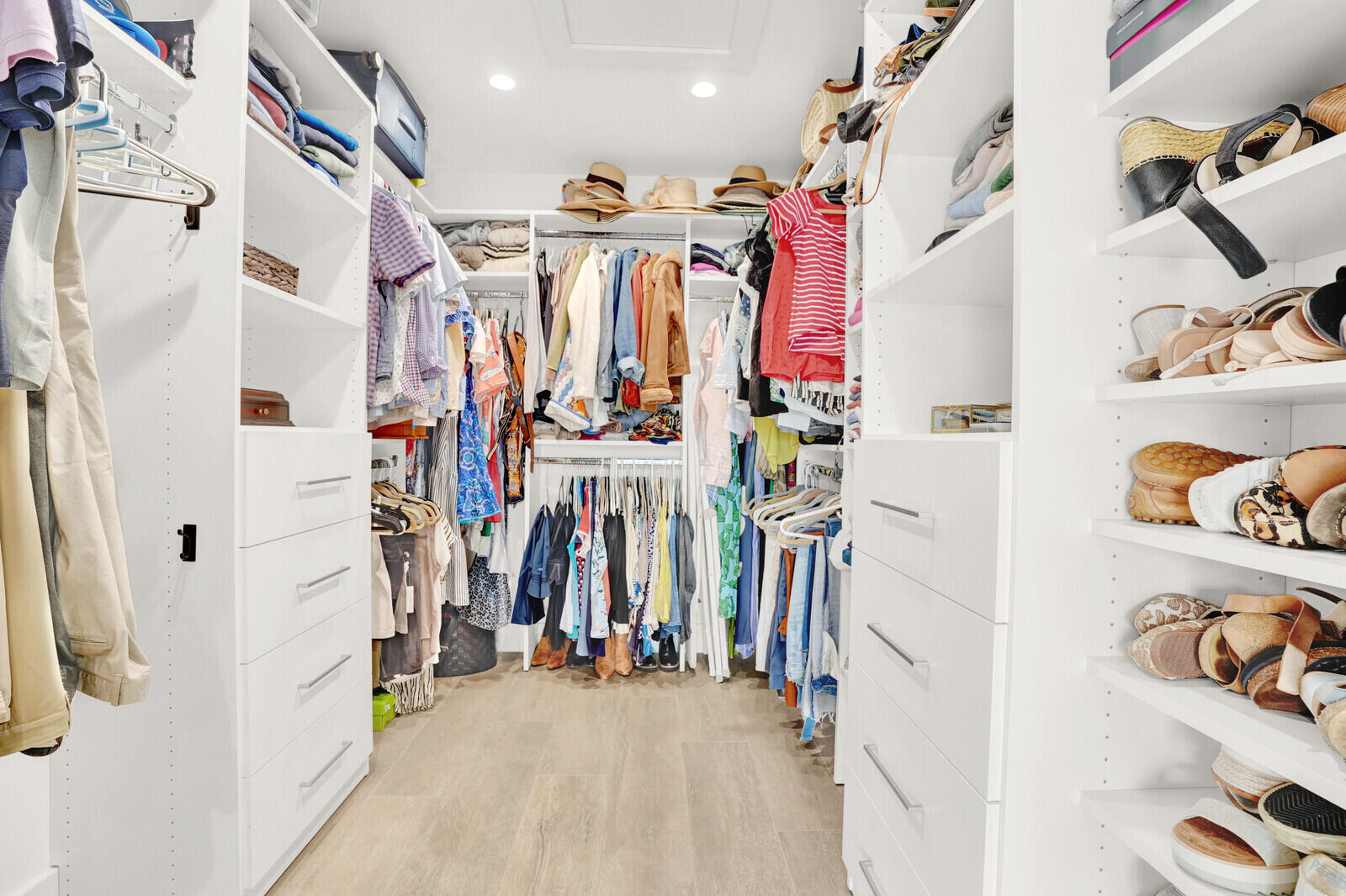 PALM BEACH ISLES 2 - Residential