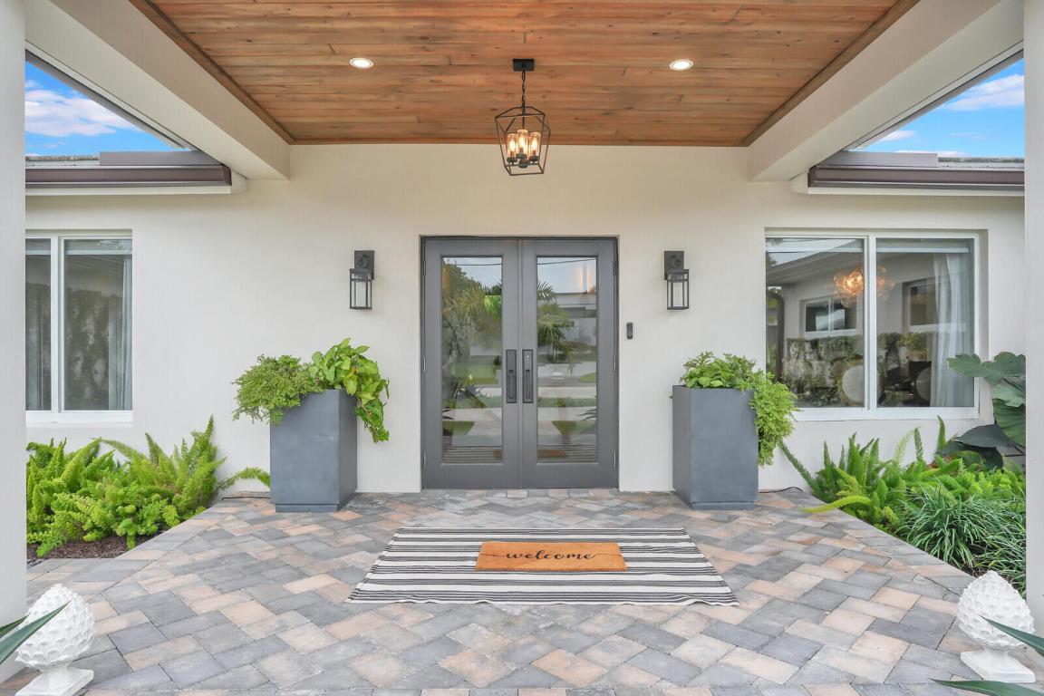 PALM BEACH ISLES 2 - Residential