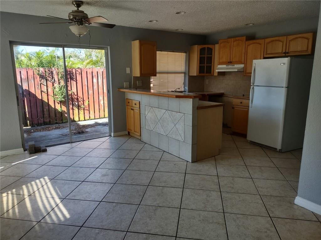 Olive Glen Villas #1 Cond - Residential Lease