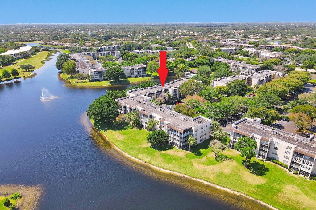 Photo of 9430 Poinciana Pl #415, Davie, FL 33324 (MLS # F10543421)