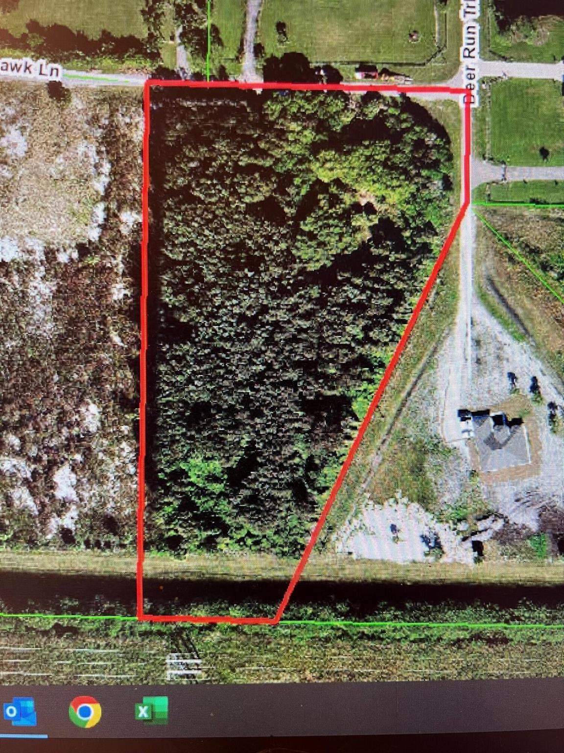 Fabulous 5 acre lot 217,800 sq feet to build your perfect dream home or Equestrian facility. Covered arenas have recently been approved. Lot is being cleared and should be done by July2025