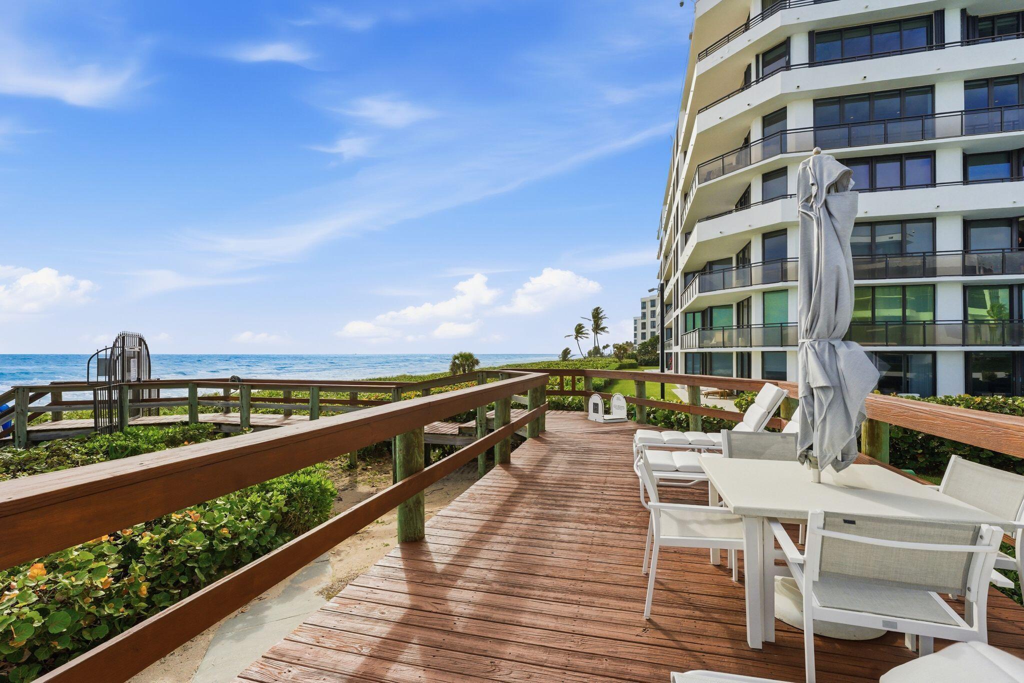 PALM BEACH HAMPTON CONDO - Residential