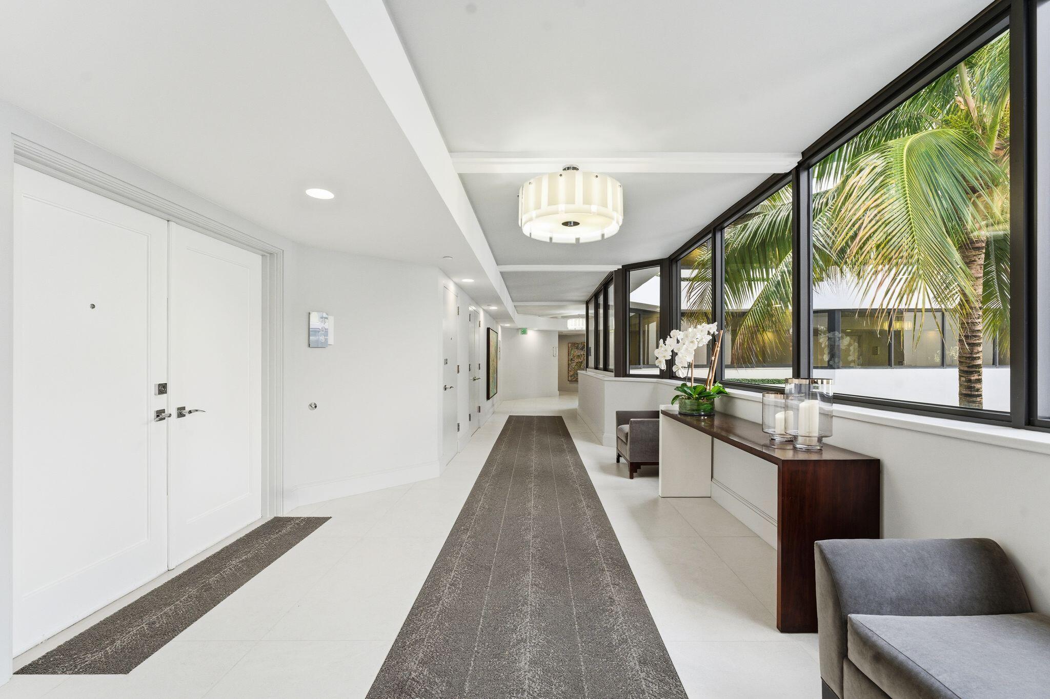 PALM BEACH HAMPTON CONDO - Residential