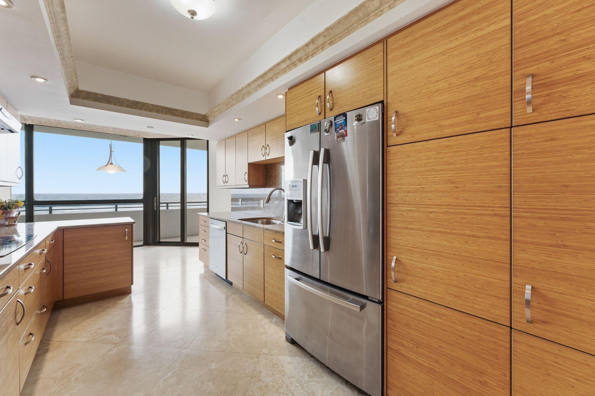 PALM BEACH HAMPTON CONDO - Residential