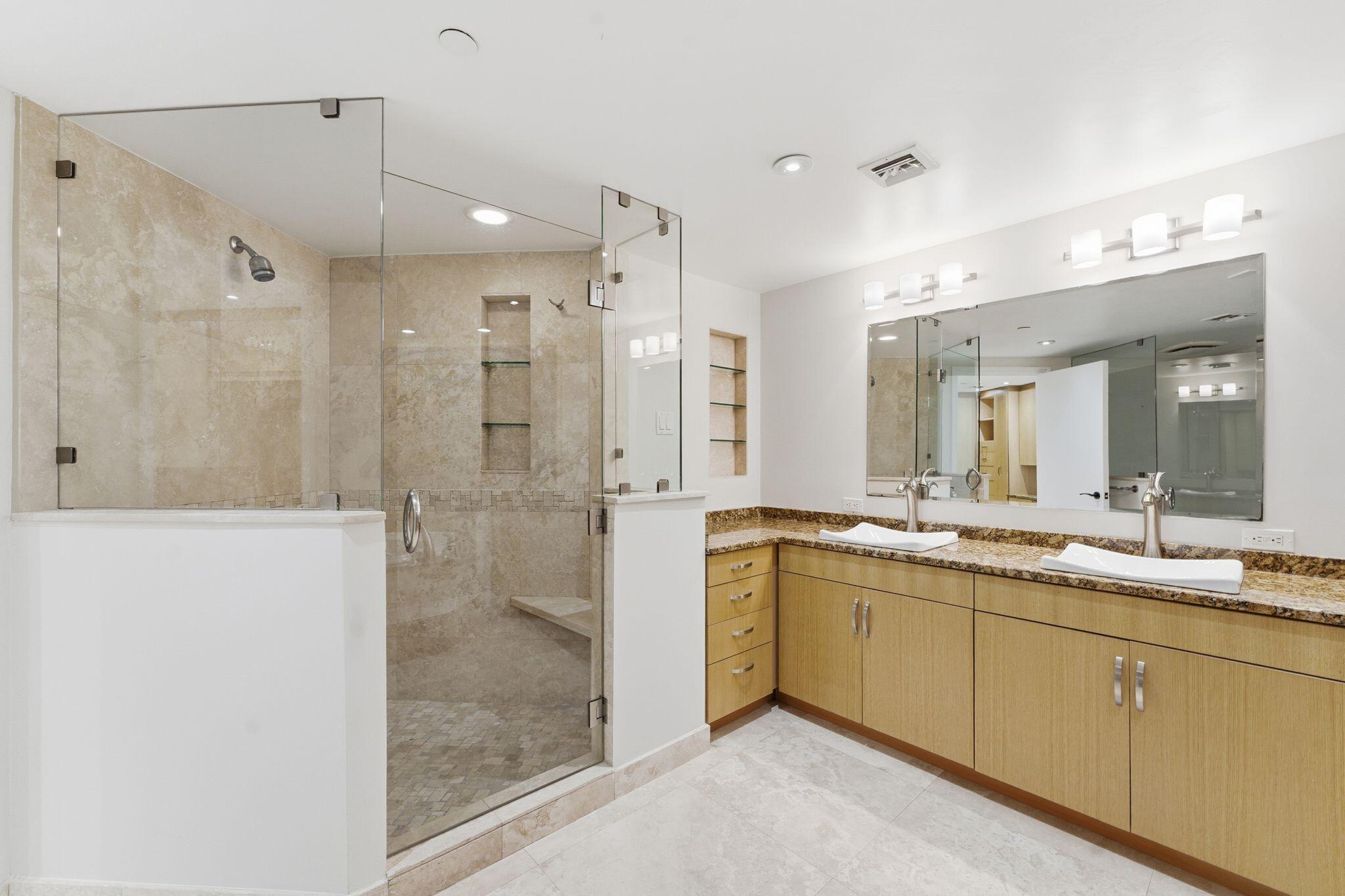 PALM BEACH HAMPTON CONDO - Residential