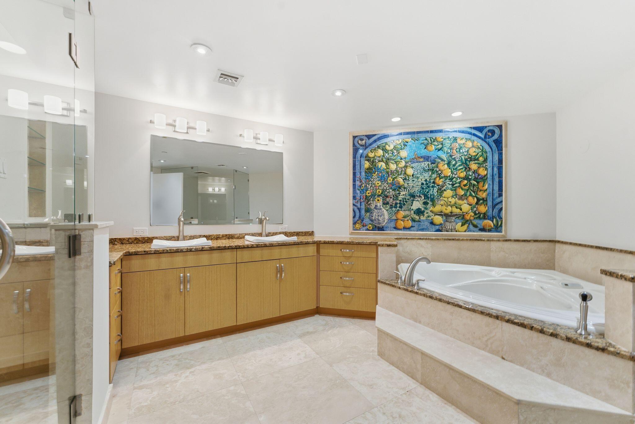 PALM BEACH HAMPTON CONDO - Residential