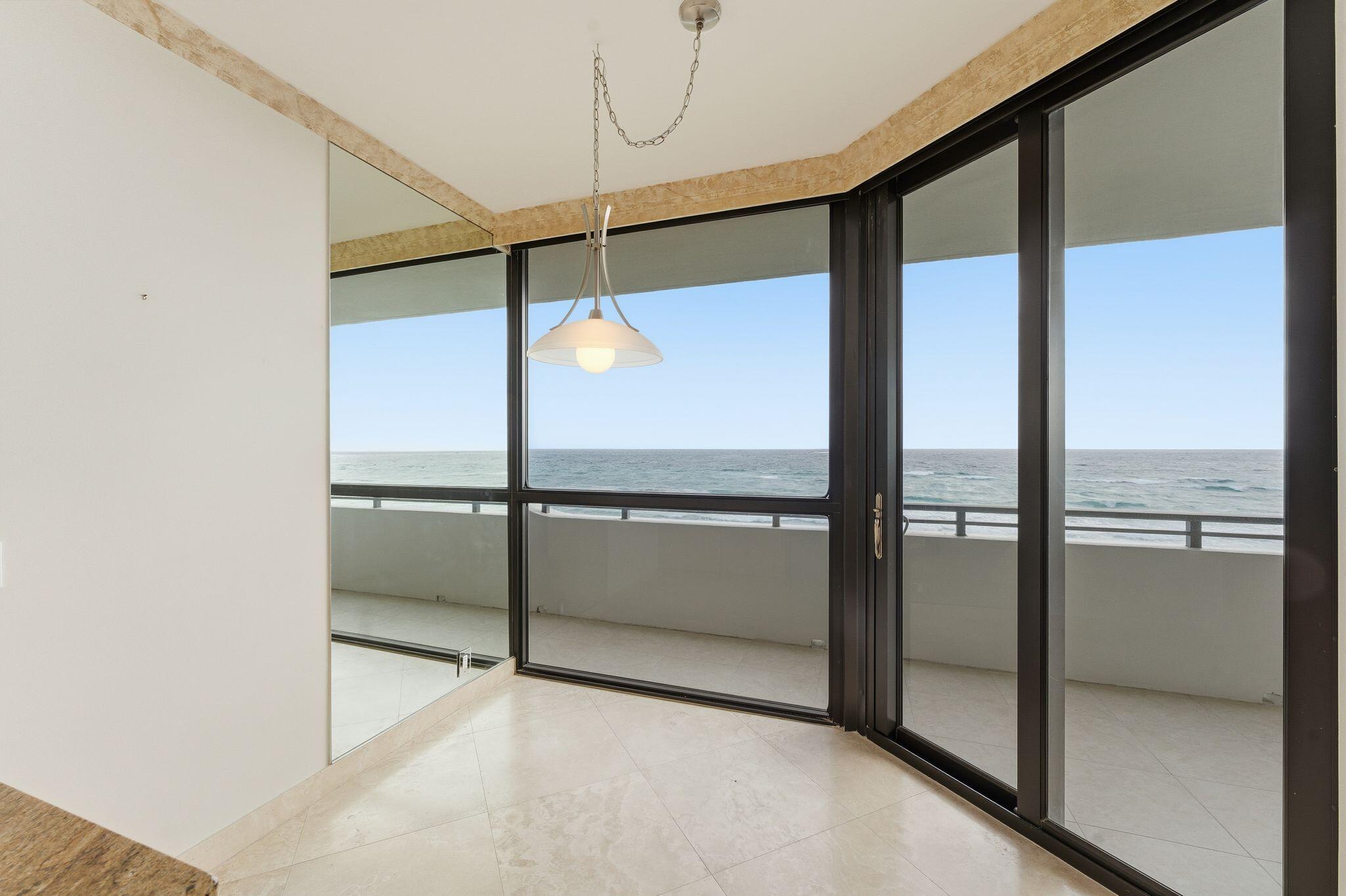 PALM BEACH HAMPTON CONDO - Residential