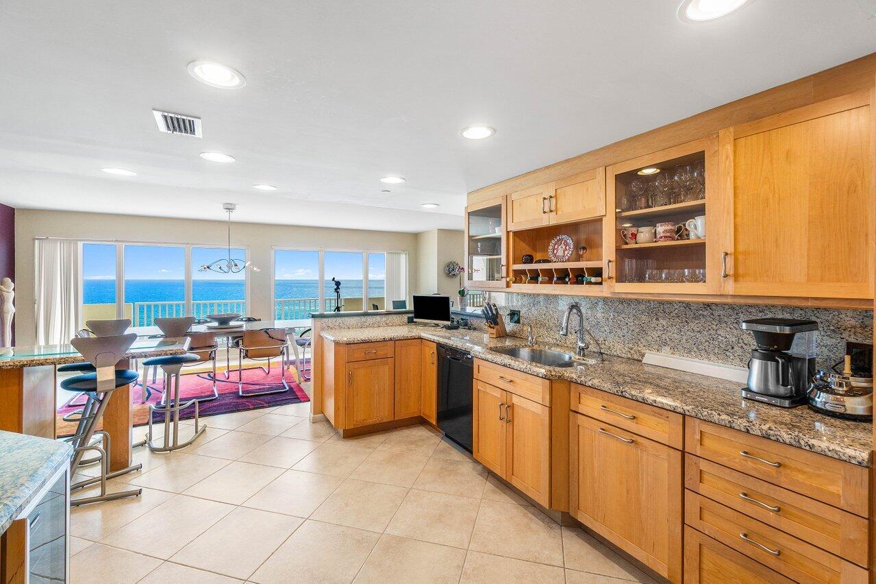SEA RANCH CLUB OF BOCA - Residential