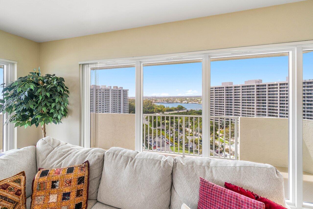 SEA RANCH CLUB OF BOCA - Residential