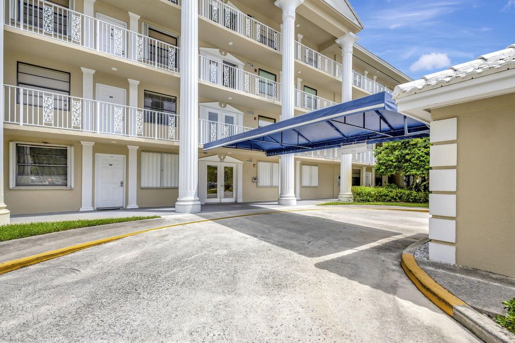 Photo of 3521 Village Boulevard #305, West Palm Beach, FL 33409 (MLS # R11082351)