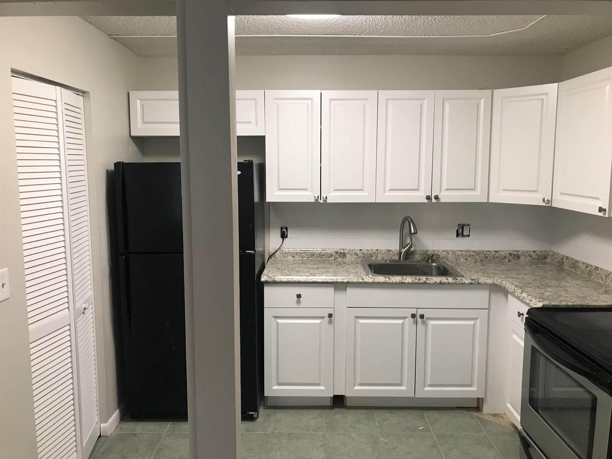 PINE RIDGE AT HAVERHILL CONDO - Residential Lease