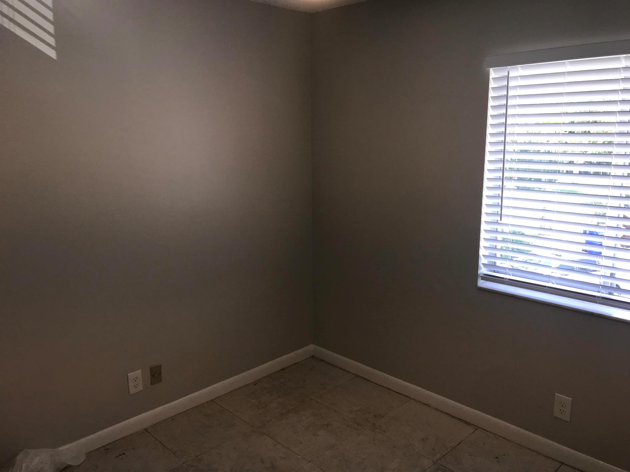 PINE RIDGE AT HAVERHILL CONDO - Residential Lease