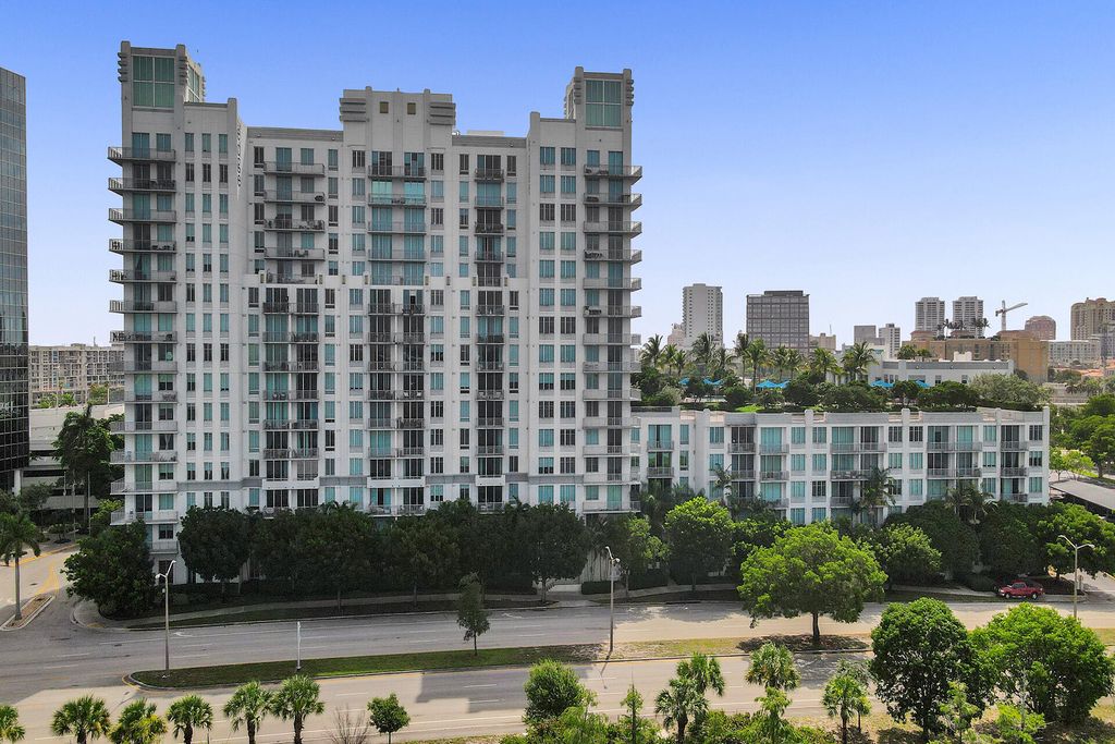 Photo of 300 S Australian Avenue, West Palm Beach, FL 33401 (MLS # B26022658)
